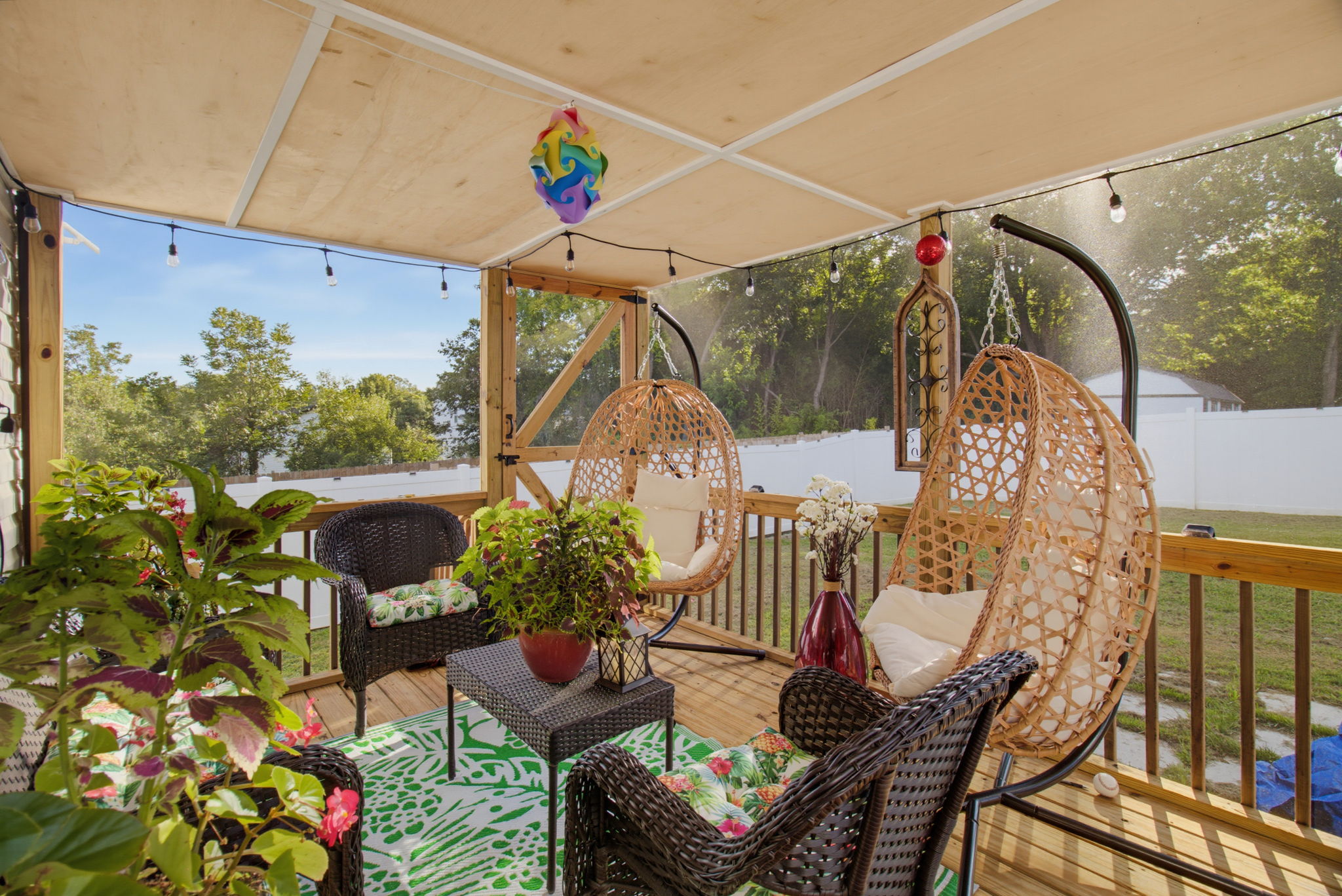 1305 Whitsett St-25