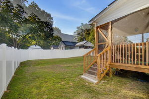1305 Whitsett St-26