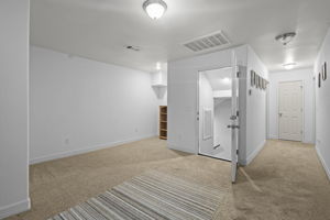  Photo 49