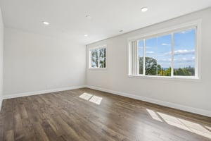 Main Floor Livingroom