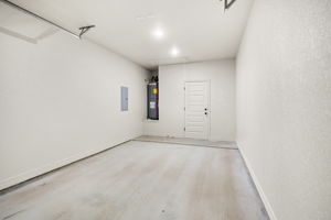  Photo 38