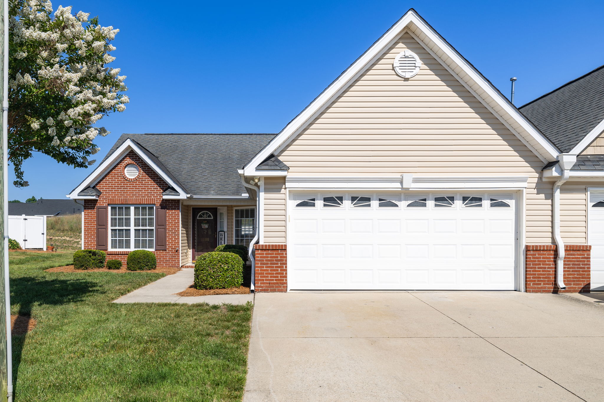 1306 Bayswater Dr-1