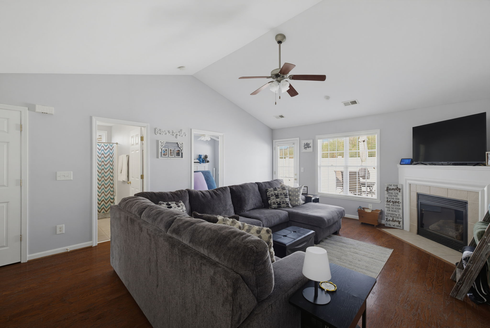 1306 Bayswater Dr-8