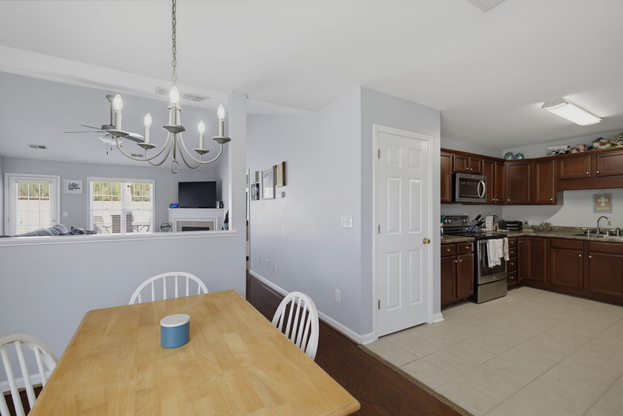 1306 Bayswater Dr-12