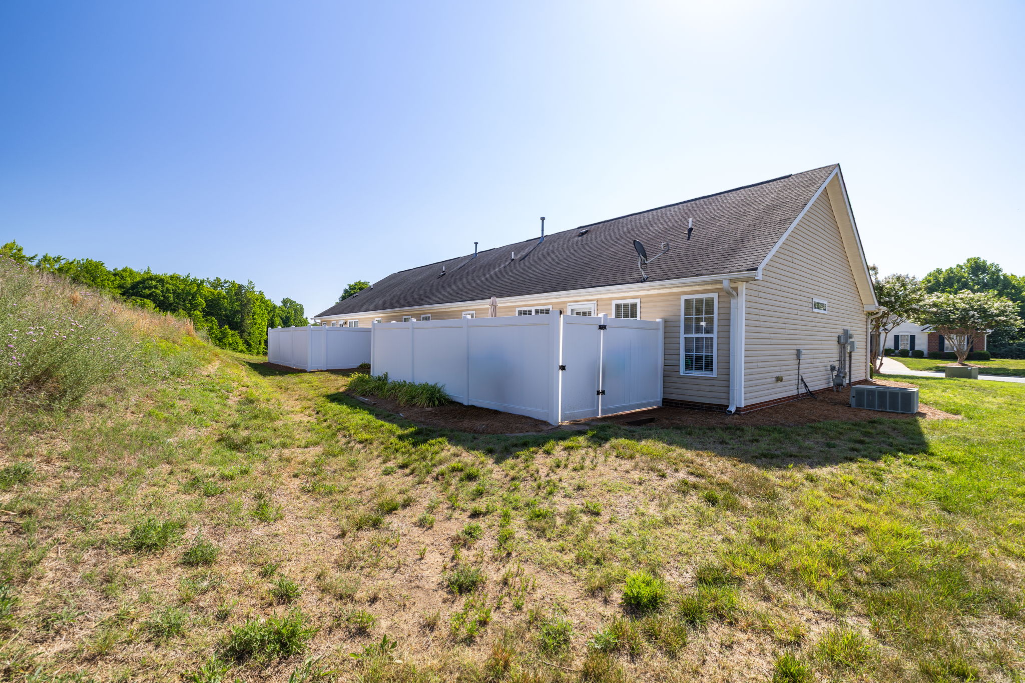 1306 Bayswater Dr-29
