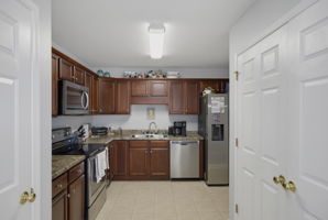 1306 Bayswater Dr-14