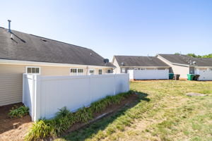 1306 Bayswater Dr-31
