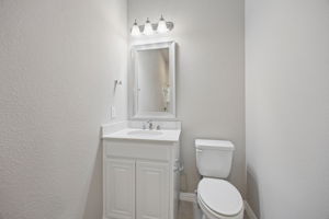  Photo 33