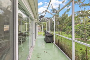 Screened-in Porch