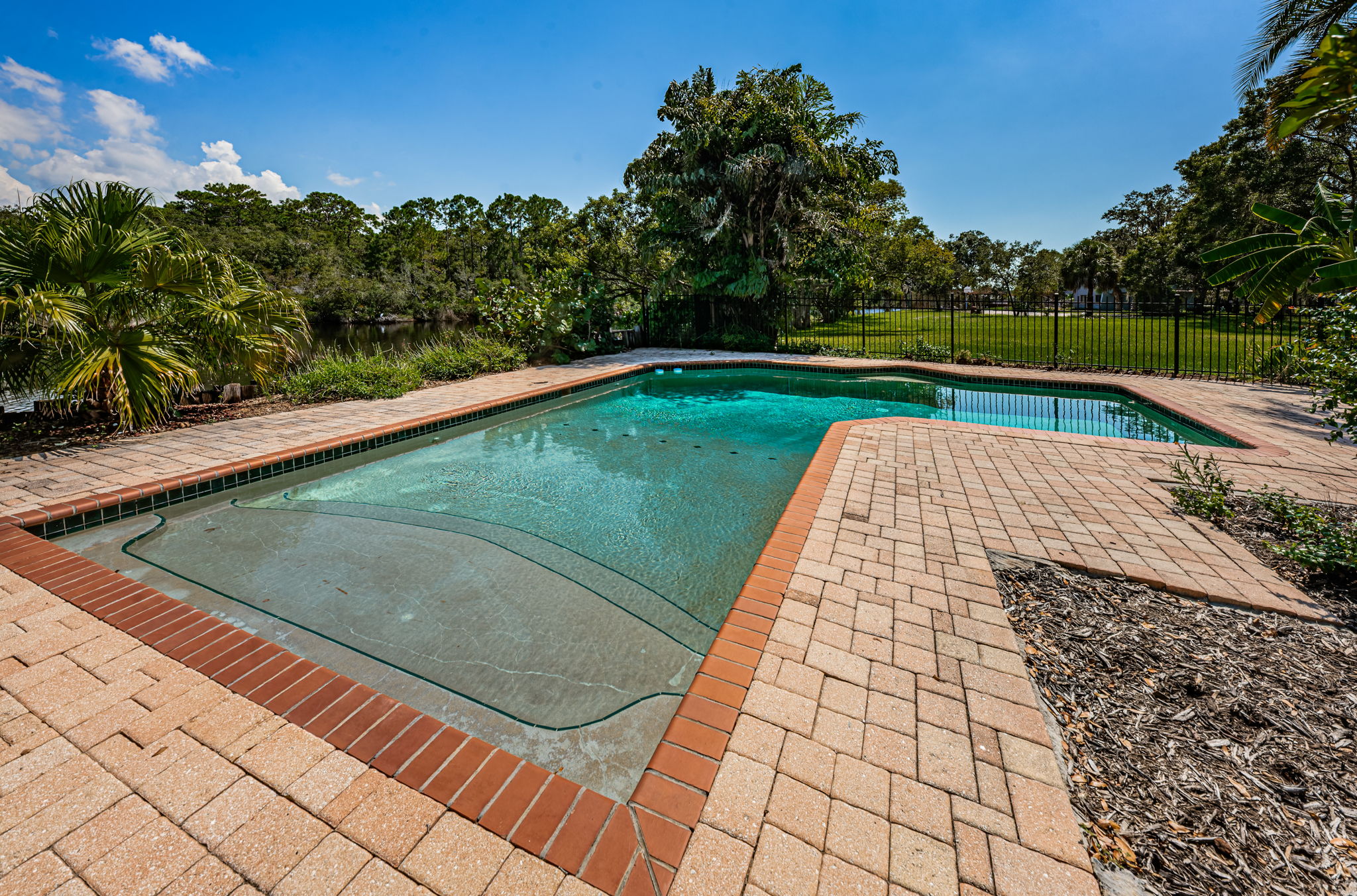 Pool4