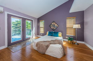 Upper Level Master Bedroom1b