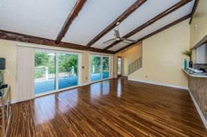 Living Room1-4