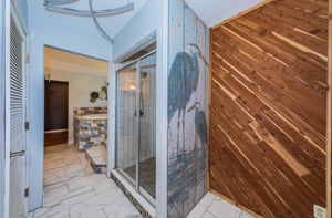 Upper Level Master Bathroom1g