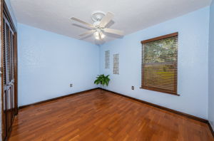 Upper Level Bedroom2