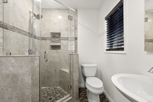  Photo 23