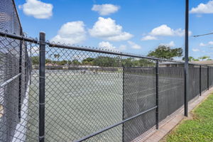 Hidden Hills Country Club