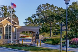 Hidden Hills Country Club