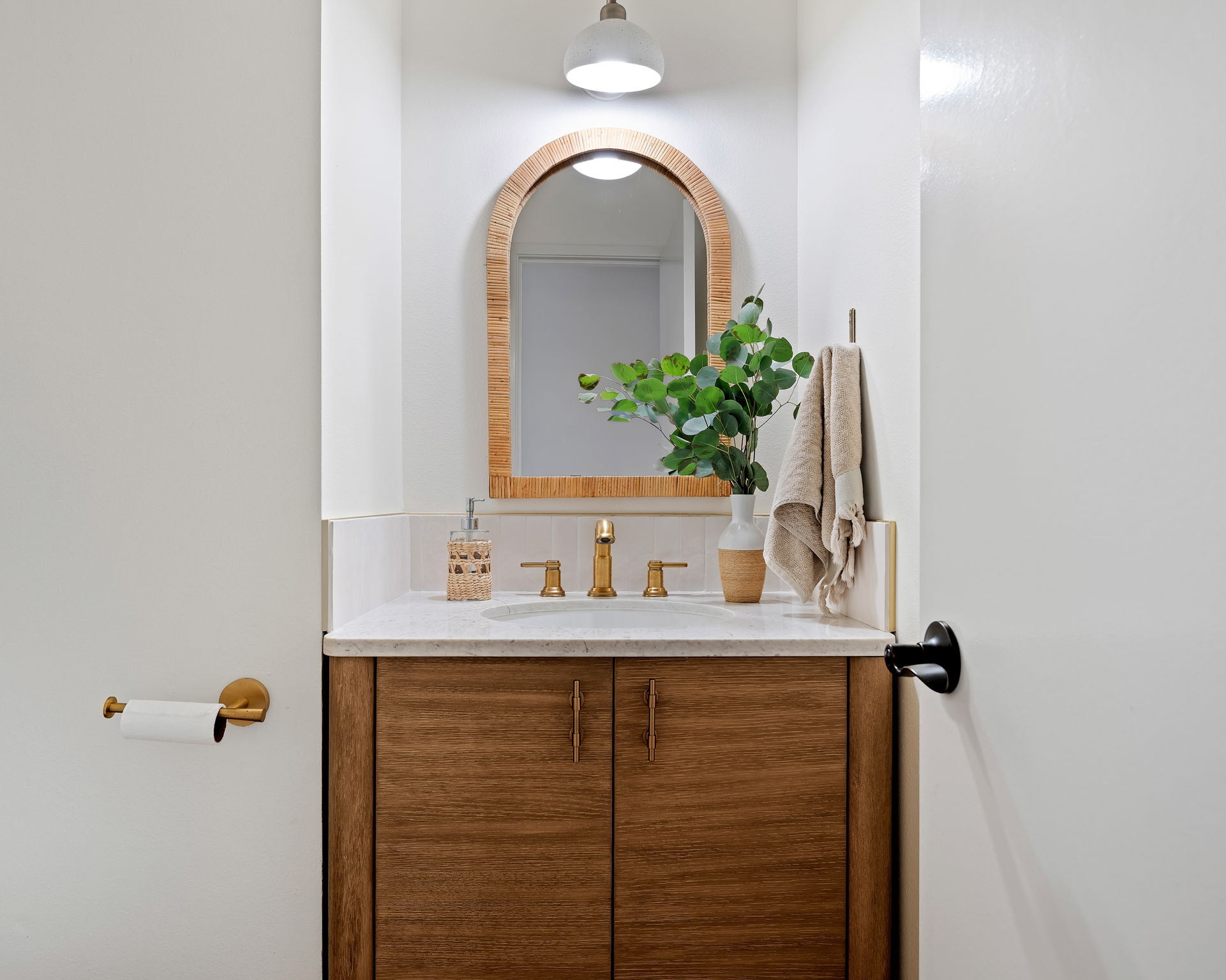 21-Powder Room