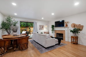 06-Living Room