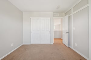 Tamarac St-2405-037.jpg