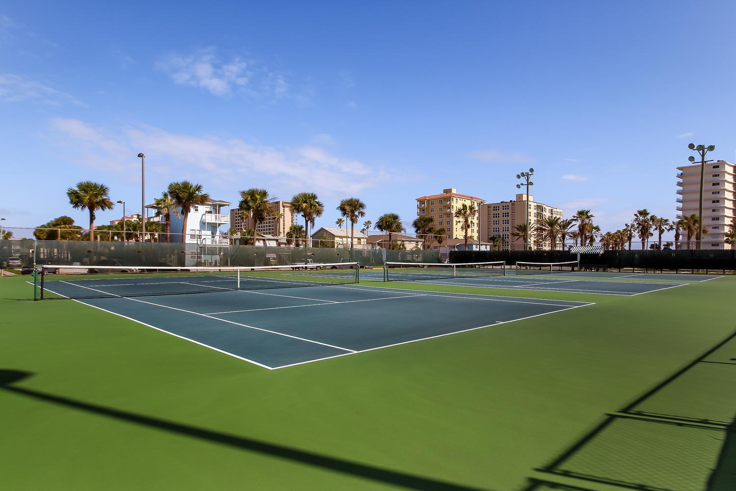 Nearby Tennis Courts