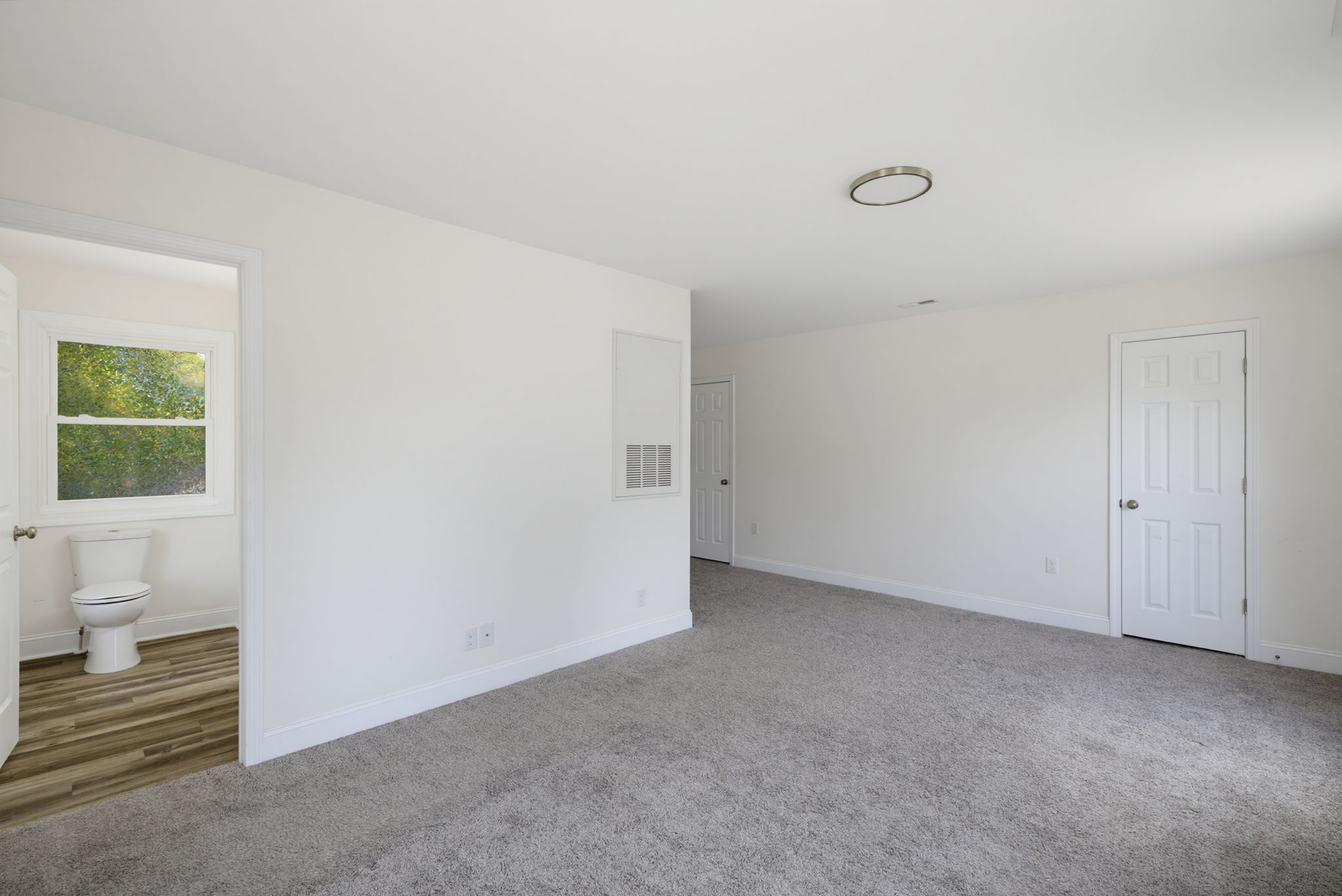 1308 South Park Dr-33