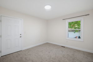 1308 South Park Dr-23