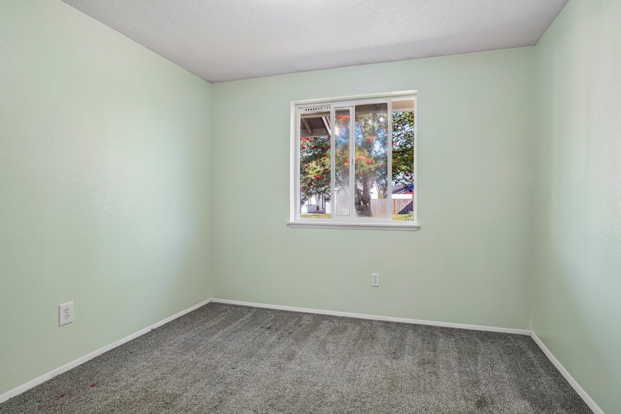 SW 2nd Ave-S0610-024.jpg