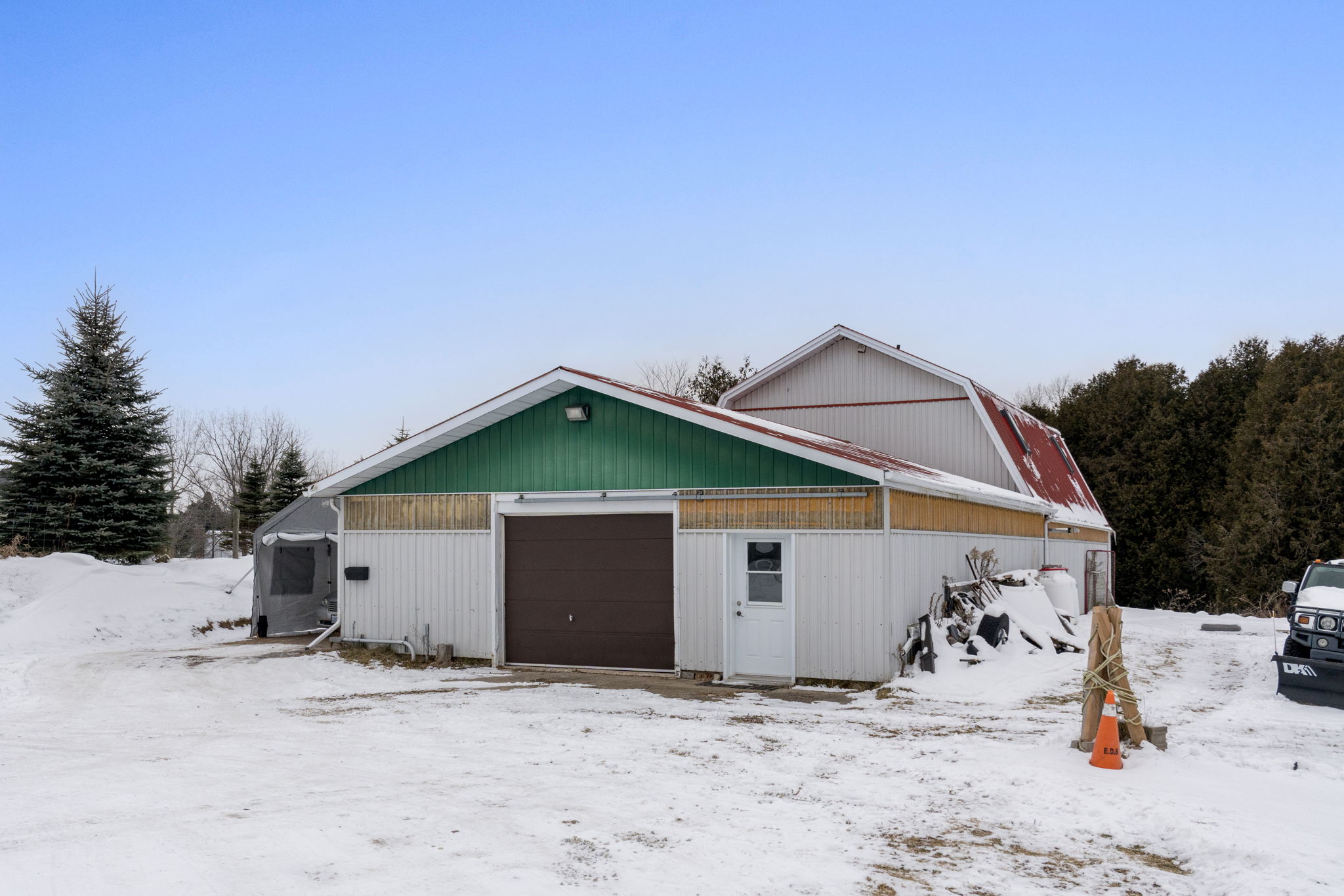 2400 sq ft Barn