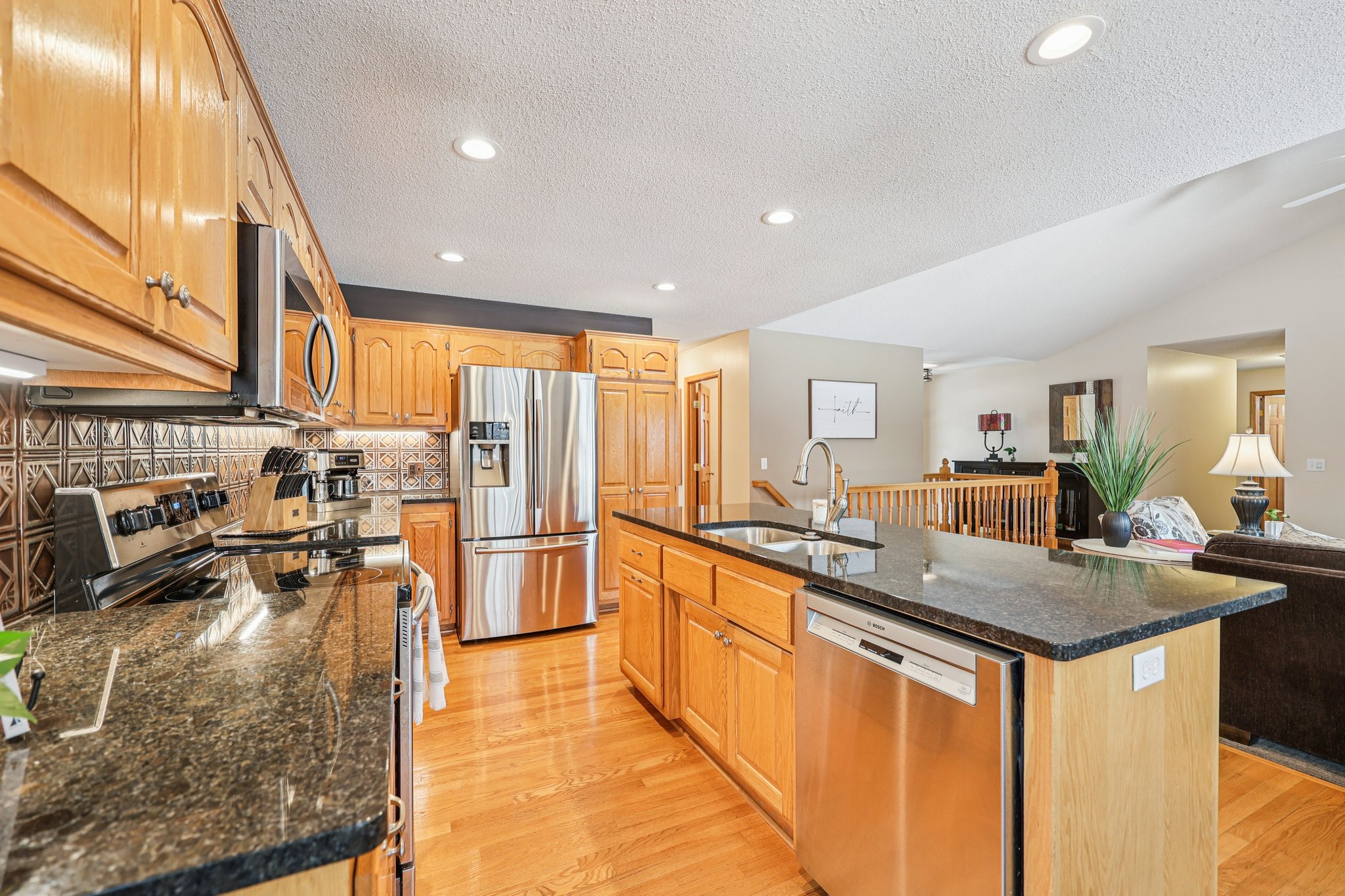 Quail Creek Dr NE-S1002-017.jpg