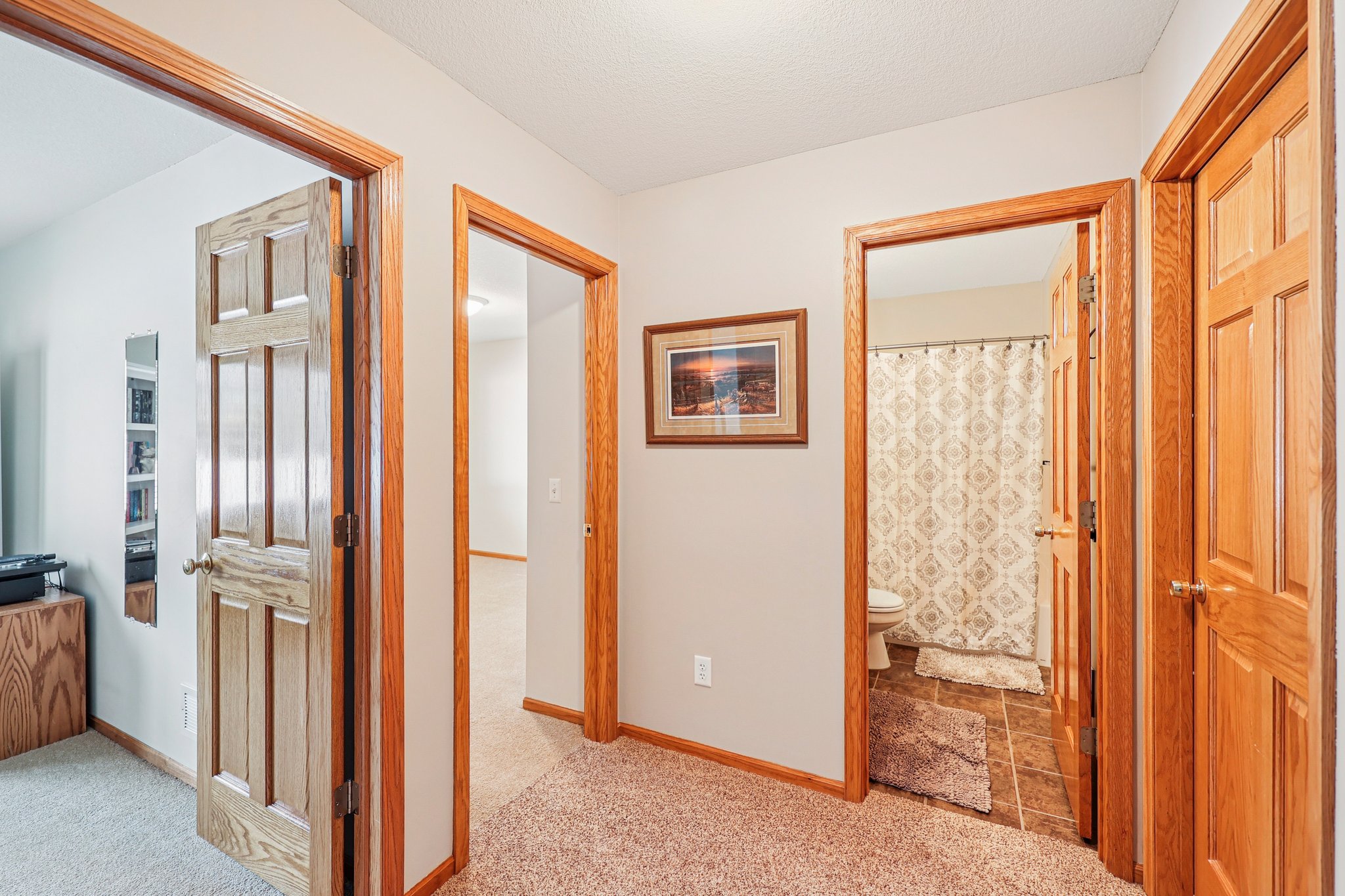 Quail Creek Dr NE-S1002-019.jpg