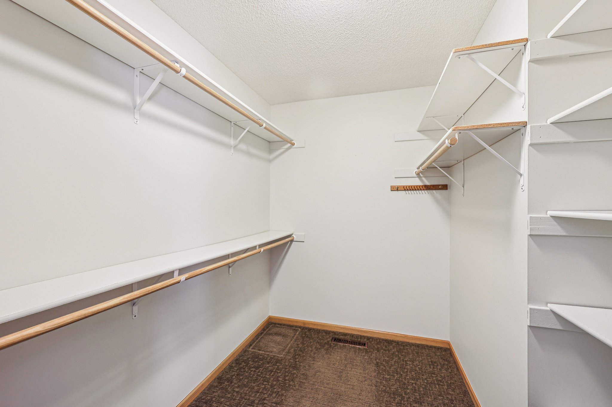 Quail Creek Dr NE-S1002-028.jpg