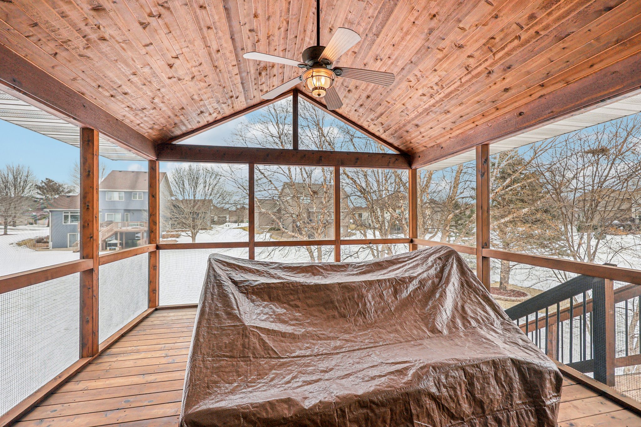 Quail Creek Dr NE-S1002-051.jpg