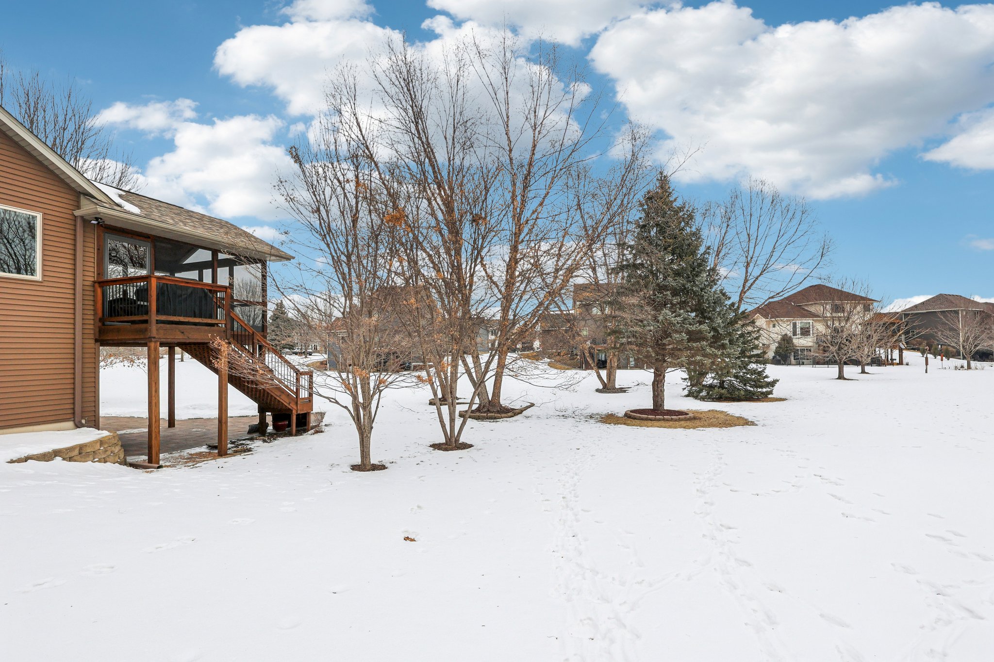 Quail Creek Dr NE-S1002-053.jpg