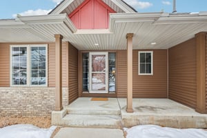 Quail Creek Dr NE-S1002-005.jpg