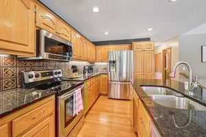 Quail Creek Dr NE-S1002-016.jpg