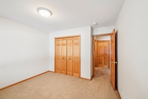 Quail Creek Dr NE-S1002-044.jpg