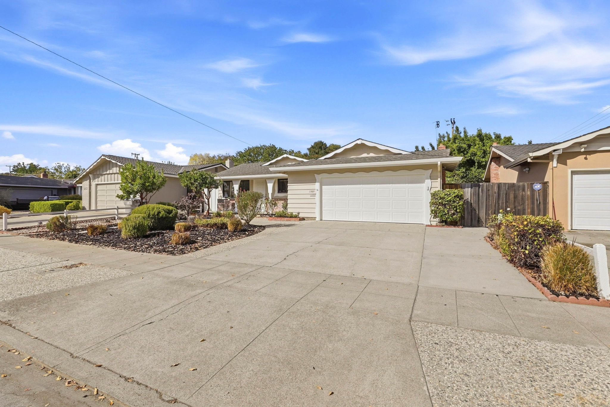003_F8_1309 Antonio Ln