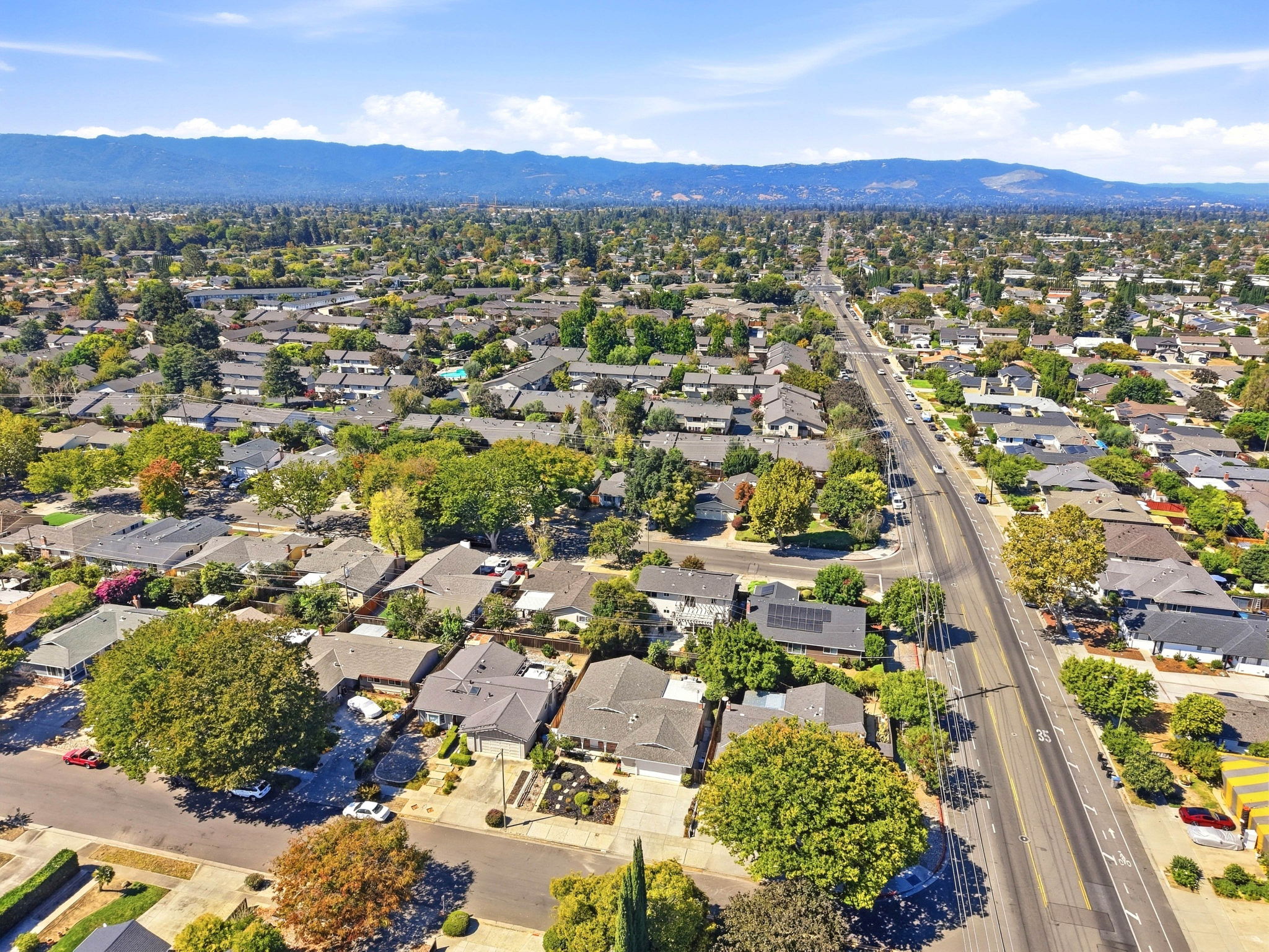 022_F8_AERIAL_1309 Antonio Ln