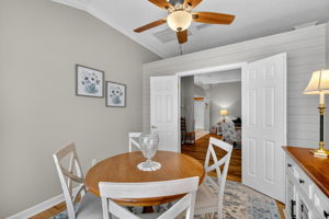 Third bedroom/Den