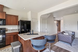 NE 85th St-S0208-016.jpg