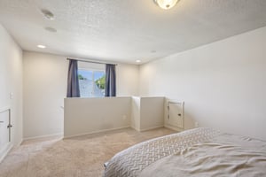 NE 85th St-S0208-020.jpg