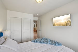 NE 85th St-S0208-034.jpg
