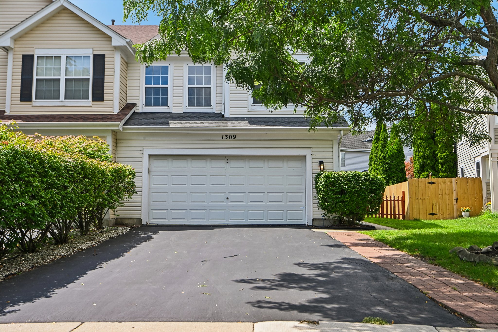 1309 Newport St-S0408-002.jpg