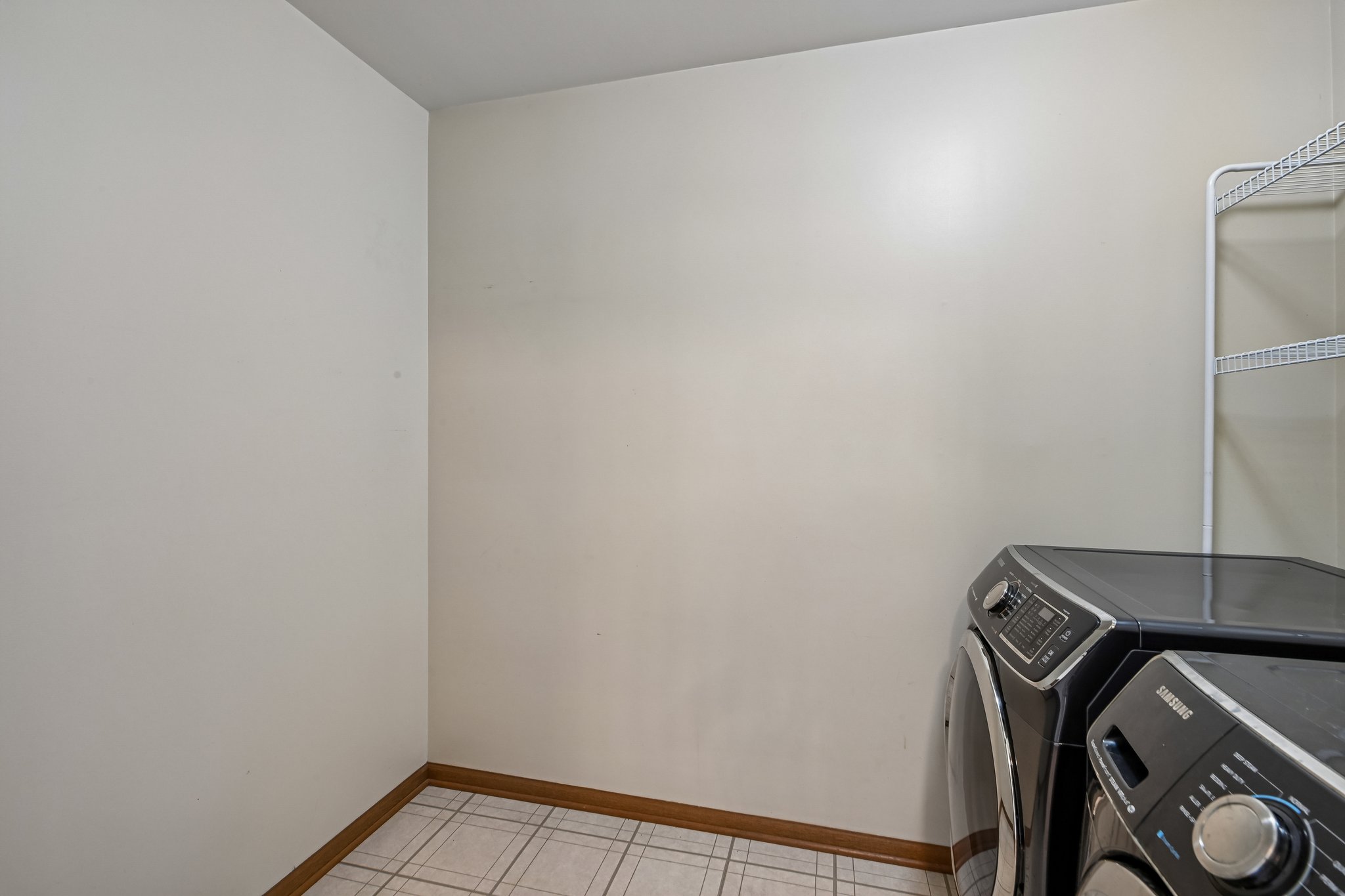 1309 Newport St-S0408-025.jpg