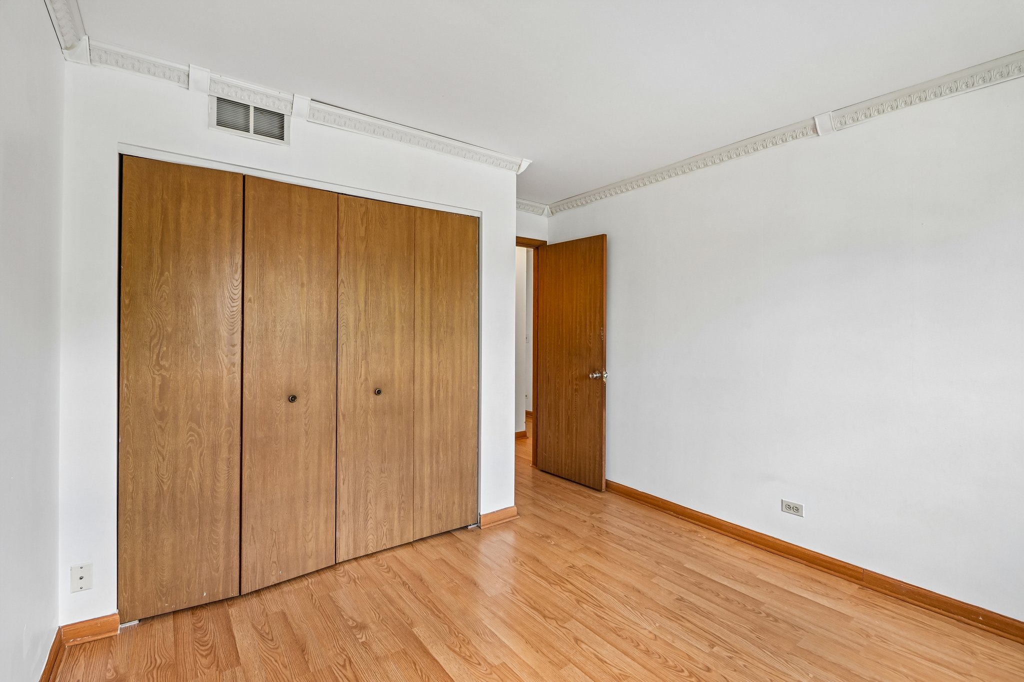 1309 Newport St-S0408-030.jpg