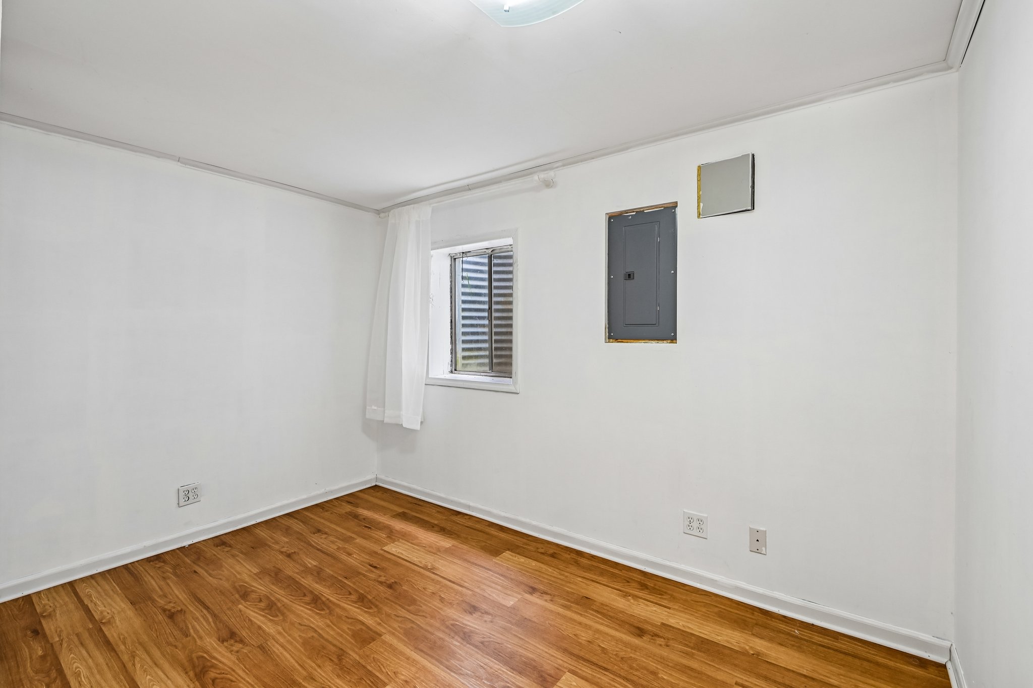 1309 Newport St-S0408-038.jpg