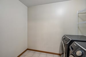 1309 Newport St-S0408-025.jpg