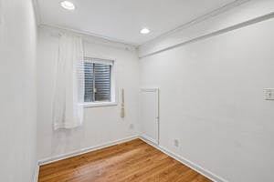 1309 Newport St-S0408-037.jpg