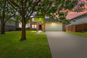  Photo 0